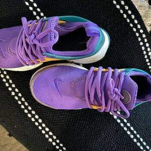 Nike women sneakersr